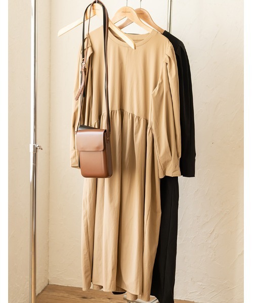 chocomee(チョコミー)の「puff sleeve one-piece/パフスリーブワンピース(ワンピース・レディース・ベージュ/ブラック・FREE)」の7枚目の写真