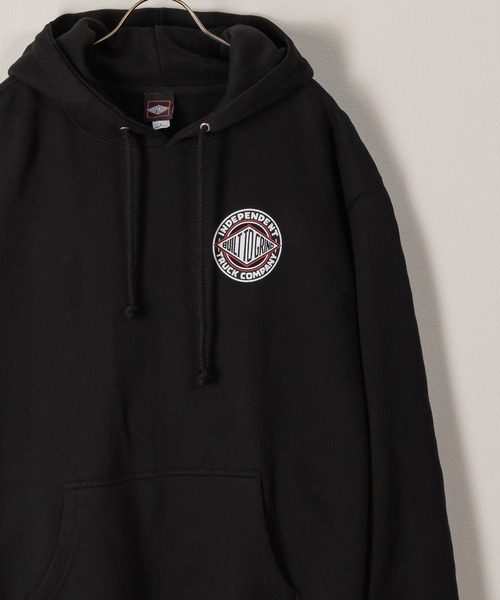 INDEPENDENT（インディペンデント）の「【INDEPENDENT/インデペンデント】 BTG SUMMIT P/O バックプリントフーディー/ワンポイント/ビッグシルエット（パーカー・メンズ・グレー/ブラック・M/L/XL）」の11枚目の写真