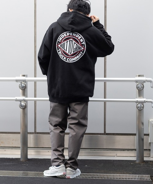 INDEPENDENT（インディペンデント）の「【INDEPENDENT/インデペンデント】 BTG SUMMIT P/O バックプリントフーディー/ワンポイント/ビッグシルエット（パーカー・メンズ・グレー/ブラック・M/L/XL）」の15枚目の写真
