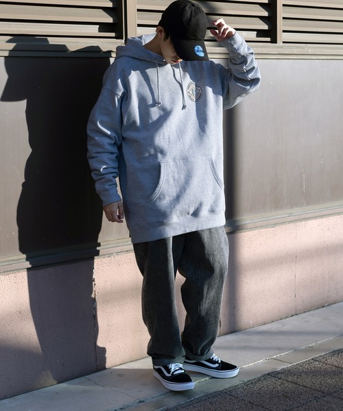 INDEPENDENT（インディペンデント）の「【INDEPENDENT/インデペンデント】 BTG SUMMIT P/O バックプリントフーディー/ワンポイント/ビッグシルエット（パーカー・メンズ・グレー/ブラック・M/L/XL）」の17枚目の写真