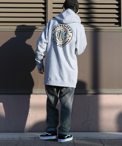 INDEPENDENT（インディペンデント）の「【INDEPENDENT/インデペンデント】 BTG SUMMIT P/O バックプリントフーディー/ワンポイント/ビッグシルエット（パーカー・メンズ・グレー/ブラック・M/L/XL）」の18枚目の写真
