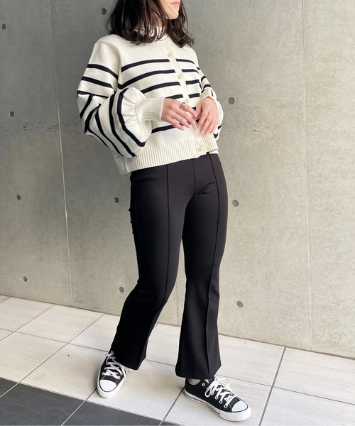 Meli rich（メリーリッチ）の「パールボタンボーダーニットカーディガン（カーディガン/ボレロ・レディース・イエロー/ブラック/アイボリー・FREE）」の19枚目の写真