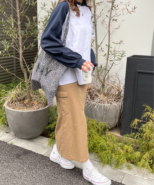 WEGO（ウィゴー）の「WEGO/ローライズカーゴロングスカート（スカート・レディース・カーキ/ブラック/ベージュ・FREE）」の5枚目の写真