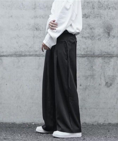 VIBGYOR（ヴィブジョー）の「【バーレスク】タックデザインワイドスラックス(BQ)（スラックス・メンズ・ブラック・MEDIUM/LARGE）」の7枚目の写真