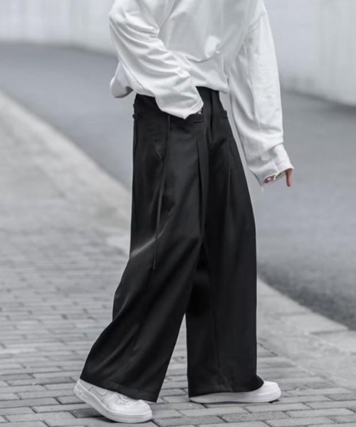 VIBGYOR（ヴィブジョー）の「【バーレスク】タックデザインワイドスラックス(BQ)（スラックス・メンズ・ブラック・MEDIUM/LARGE）」の9枚目の写真