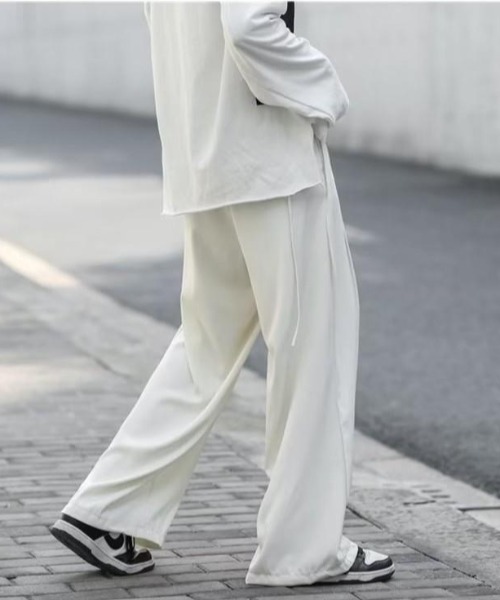 VIBGYOR（ヴィブジョー）の「【バーレスク】タックデザインワイドスラックス(BQ)（スラックス・メンズ・ブラック・MEDIUM/LARGE）」の6枚目の写真