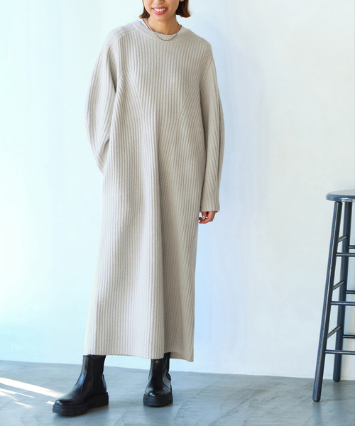 IENA（イエナ）の「変形リブニットワンピース（ワンピース・レディース・ネイビー/アイボリー/サックスブルー・FREE）」の7枚目の写真