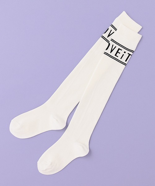 by LOVEiT（バイラビット）の「ラインロゴニーハイソックス