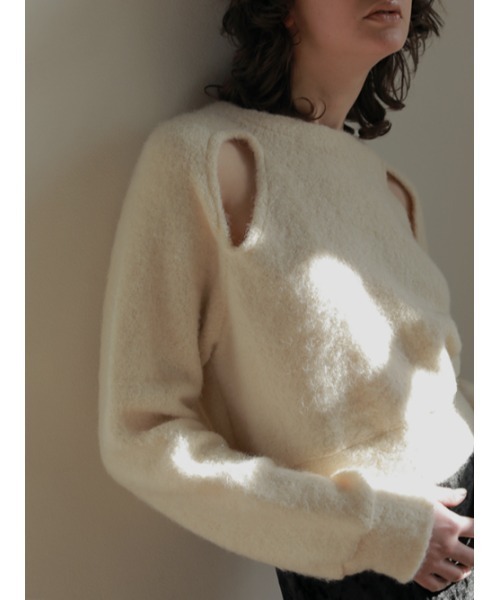 AMAIL(アマイル)の「2open cloth(ニット/セーター・レディース・アイボリー/ピンク・FREE)」の3枚目の写真