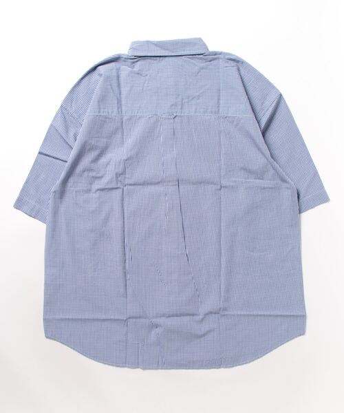 ADPOSION（アドポーション）の「【Red Cap Girl】ワンポイント刺繍 ビッグシルエット 半袖 ボタンダウンシャツ（シャツ/ブラウス・メンズ・ブラック/その他/ホワイト/ネイビー系1/ネイビー/ブルー系1/サックスブルー・LARGE/MEDIUM）」の8枚目の写真