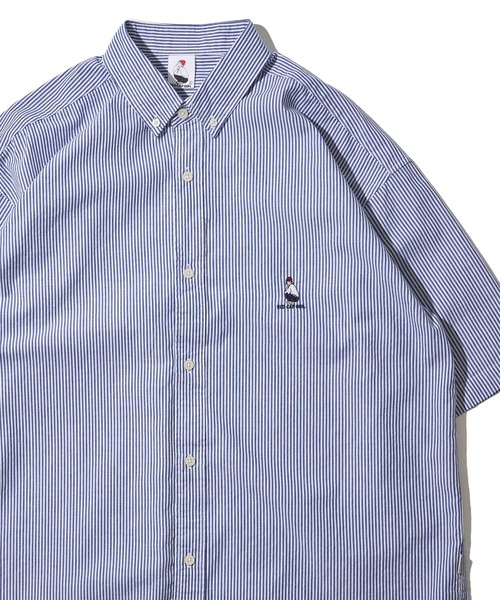 ADPOSION（アドポーション）の「【Red Cap Girl】ワンポイント刺繍 ビッグシルエット 半袖 ボタンダウンシャツ（シャツ/ブラウス・メンズ・ブラック/その他/ホワイト/ネイビー系1/ネイビー/ブルー系1/サックスブルー・LARGE/MEDIUM）」の7枚目の写真