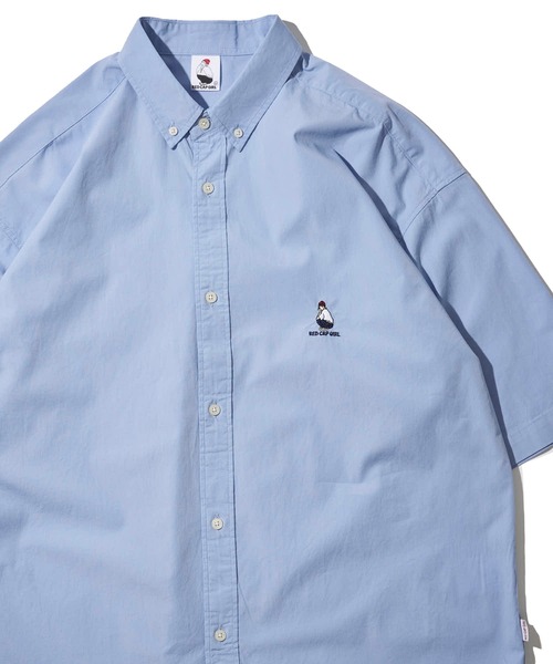 ADPOSION（アドポーション）の「【Red Cap Girl】ワンポイント刺繍 ビッグシルエット 半袖 ボタンダウンシャツ（シャツ/ブラウス・メンズ・ブラック/その他/ホワイト/ネイビー系1/ネイビー/ブルー系1/サックスブルー・LARGE/MEDIUM）」の5枚目の写真