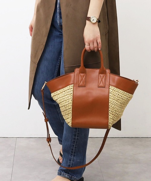 COOCO（クーコ）の「フェイクレザーxペーパー2WAYカゴバッグ