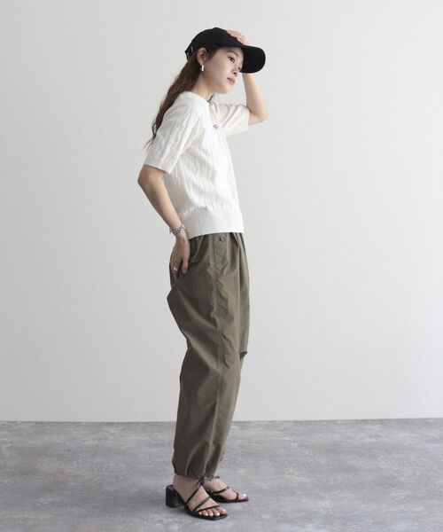 fredy emue（フレディエミュ）の「ケーブル柄半袖カーディガン（カーディガン/ボレロ・レディース・オフホワイト/イエロー/ブルー/ベビーピンク/サックスブルー・38）」の7枚目の写真