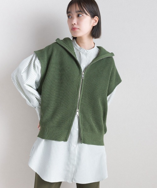 terrace(テラス)の「ジップフライオフタートルニットベストトップ(ベスト・レディース・カーキオリーブ/ピンク/グレイッシュベージュ/ブラック・MEDIUM)」の1枚目の写真
