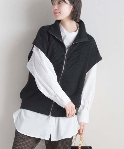 terrace(テラス)の「ジップフライオフタートルニットベストトップ(ベスト・レディース・カーキオリーブ/ピンク/グレイッシュベージュ/ブラック・MEDIUM)」の5枚目の写真