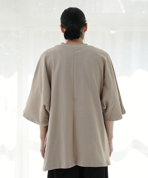 Air Tokyo(エアートウキョー)の「オーバーサイズ ドルマンスリーブ S/S カットソー(Tシャツ/カットソー・メンズ・グレイッシュベージュ/ブラック/オフホワイト・LARGE/MEDIUM)」の12枚目の写真