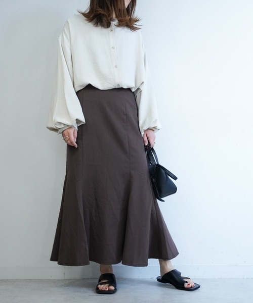 Fabby fabby(ファビィーファビィー)の「ストリングフラットサンダル(サンダル・レディース・ブラック/オフホワイト/ライトベージュ・LARGE/MEDIUM/SMALL)」の12枚目の写真