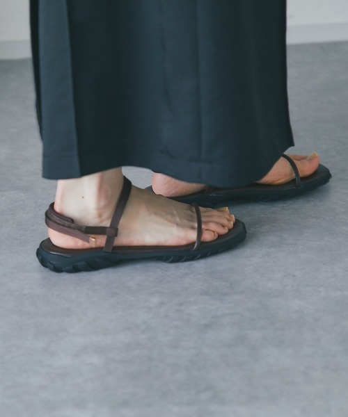 RIVE DROITE(リヴドロワ)の「R.good/ラインストラップスポサン(サンダル・レディース・ブラウン/ブラック・S/M/L)」の5枚目の写真