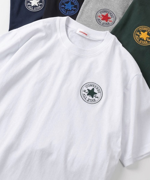 CONVERSE（コンバース）の「【CONVERSE/コンバース】ブランドロゴ＆スニーカー&ALL STARサガラワンポイント刺繍 半袖Tシャツ/ユニセックス（Tシャツ/カットソー・レディース・ブラック系その他/オフホワイト/グリーン/ブラック系その他2/イエロー/ロイヤルブルー/ブラック/ライトホワイト/アッシュグレー/ライトブルー/ダークネイビー/グレー/ヘザーグレー/ライトグレー/ダークブルー/ホワイト/ネイビー/ダークグリーン/サックスブルー/ライトイエロー/ブルー/レッド・XL/M/L）」の4枚目の写真