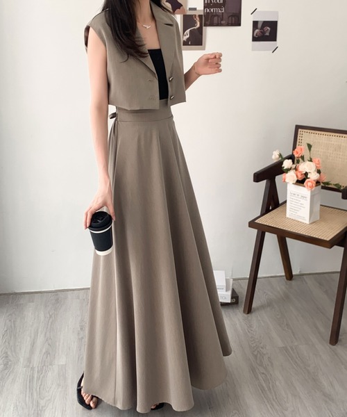 ABITOKYO（アビトーキョー）の「ショート丈ジャケット＆ハイウエストボリュームフレアスカートセットアップ（セットアップ・レディース・ベージュ/モカ/ブラック/チャコールグレー/ブルーグレー/ブラウン/カーキ・M/L）」の5枚目の写真