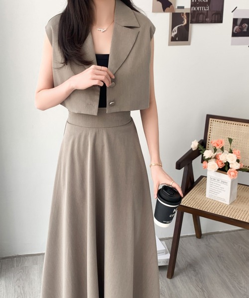 ABITOKYO（アビトーキョー）の「ショート丈ジャケット＆ハイウエストボリュームフレアスカートセットアップ（セットアップ・レディース・ベージュ/モカ/ブラック/チャコールグレー/ブルーグレー/ブラウン/カーキ・M/L）」の18枚目の写真