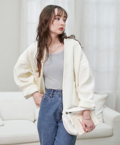 新品未使用タグ付★ ANGIE ランタンスリーブ ニットブルゾン ライトグレー ANGIE（アンジー）の「ランタンスリーブ ニットジップ