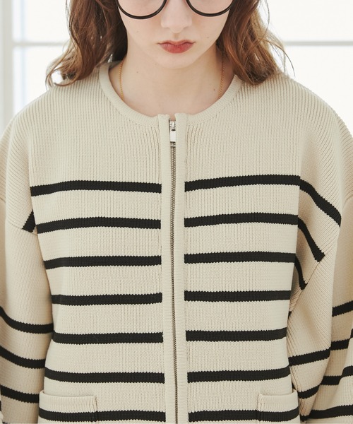 ANGIE（アンジー）の「ランタンスリーブ ニットジップカーディガン（カーディガン/ボレロ・レディース・ネイビー/レッド/ホワイト系その他/グレー/ブラック/アイボリー/サックスブルー/ホワイト×ネイビー/ライトグレー/オフホワイト/グレー系その他/オレンジ/ホワイト系1/シルバー系1/ホワイト・FREE）」の16枚目の写真