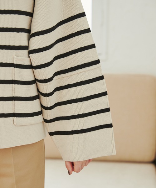 ANGIE（アンジー）の「ランタンスリーブ ニットジップカーディガン（カーディガン/ボレロ・レディース・ネイビー/レッド/ホワイト系その他/グレー/ブラック/アイボリー/サックスブルー/ホワイト×ネイビー/ライトグレー/オフホワイト/グレー系その他/オレンジ/ホワイト系1/シルバー系1/ホワイト・FREE）」の17枚目の写真