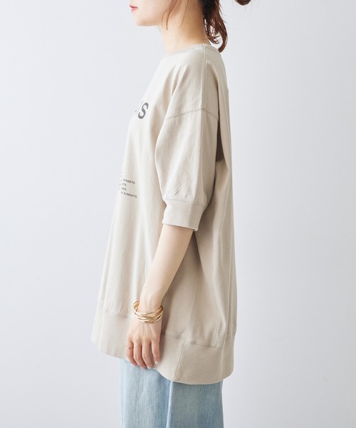 PUAL CE CIN(ピュアルセシン)の「ロゴプリントBIGTシャツ(Tシャツ/カットソー・レディース・ベージュ/チャコールグレー/オフホワイト・FREE)」の5枚目の写真