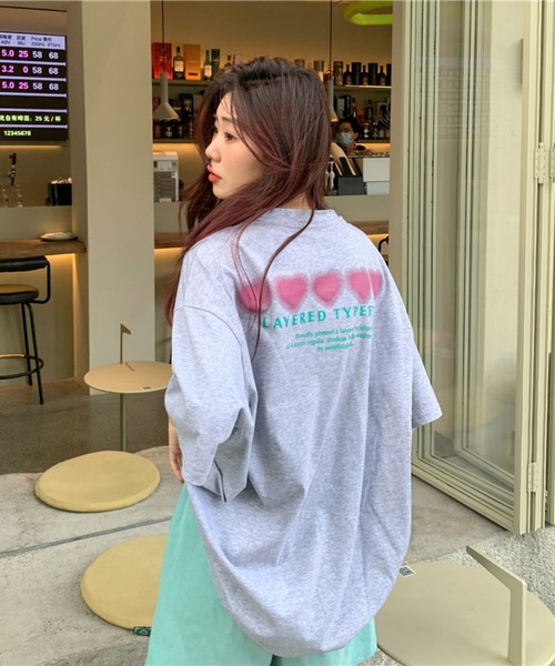 LYEON（リヨン）の「ぼんやりハートオーバーサイズT（Tシャツ/カットソー・レディース・グレー/ホワイト/チャコールグレー・FREE）」の3枚目の写真