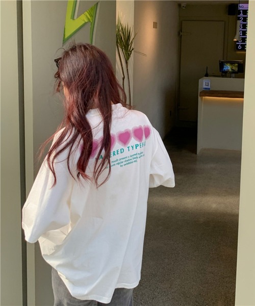 LYEON（リヨン）の「ぼんやりハートオーバーサイズT（Tシャツ/カットソー・レディース・グレー/ホワイト/チャコールグレー・FREE）」の7枚目の写真