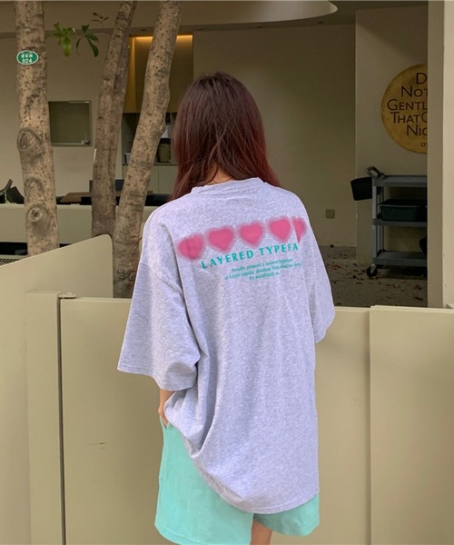 LYEON（リヨン）の「ぼんやりハートオーバーサイズT（Tシャツ/カットソー・レディース・グレー/ホワイト/チャコールグレー・FREE）」の17枚目の写真