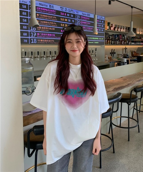 LYEON（リヨン）の「ぼんやりハートオーバーサイズT（Tシャツ/カットソー・レディース・グレー/ホワイト/チャコールグレー・FREE）」の6枚目の写真