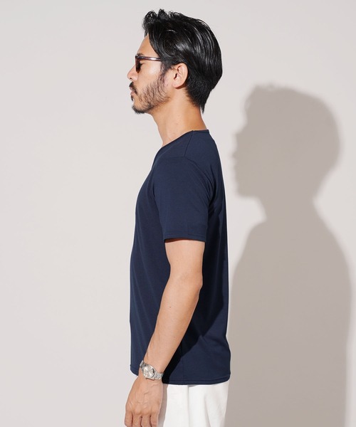 roshell（ロシェル）の「ストレッチTR Ｖネック無地半袖Ｔシャツ（Tシャツ/カットソー・メンズ・ブラック/ホワイト/チャコールグレー/ネイビー・MEDIUM/XX-LARGE/SMALL/X-LARGE/LARGE）」の6枚目の写真