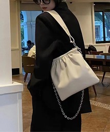 ワイドベルト　スクエアチェーンショルダーバッグ