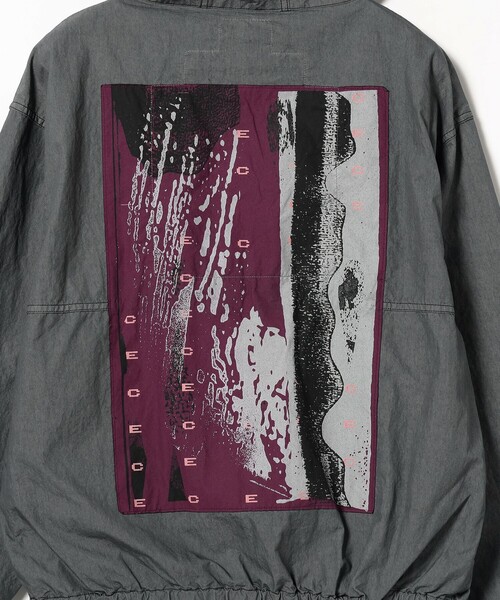 C.E(シーイー)の「C.E / OVERDYE CN PULLOVER HOODY(ブルゾン・メンズ・グレー・MEDIUM/LARGE/X-LARGE)」の6枚目の写真
