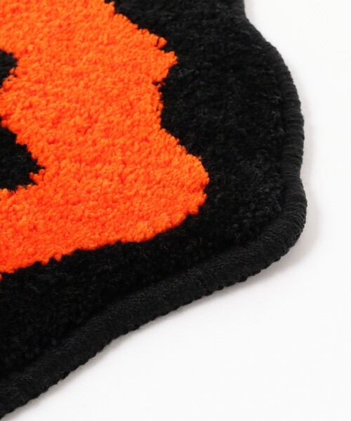 SECOND LAB.(セカンド ラブ)の「SECOND LAB. / SMILE RUG MAT(ラグ/マット・メンズ・オレンジ/イエロー・ONE SIZE)」の6枚目の写真