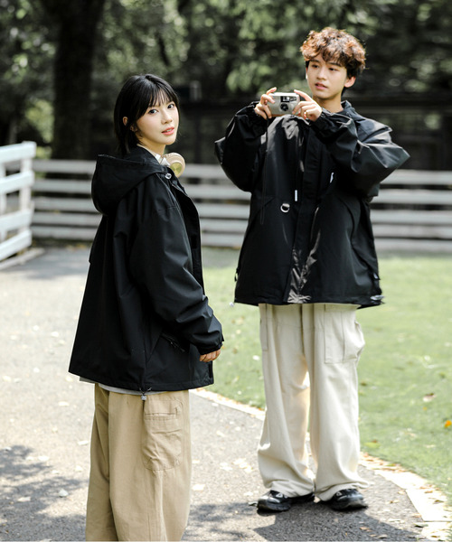 neos(ネオス)の「【neos -addictive design-】ビッグシルエット ボリュームネック フード マウンテン パーカー(マウンテンパーカー・メンズ・ベージュ/カーキ/ブラック・MEDIUM/LARGE/X-LARGE)」の7枚目の写真