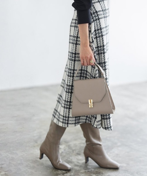 Pierrot（ピエロ）の「2wayショルダースクエアバッグ（ショルダーバッグ・レディース・グレイッシュベージュ/キャメル・FREE）」の13枚目の写真