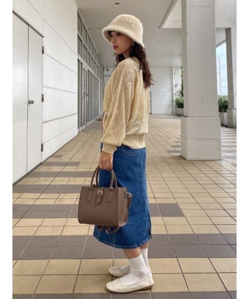 Right-on（ライトオン）の「【HONEYSUCKLE ROSE】シャギーベルハット（ハット・レディース・ブラック/ベージュ・ONE SIZE）」の4枚目の写真