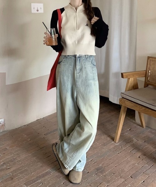 Vipoa(ヴィポア)の「ワンポイント刺繍ラグランハーフジップニット(ニット/セーター・レディース・グレー/アイボリー・FREE)」の7枚目の写真