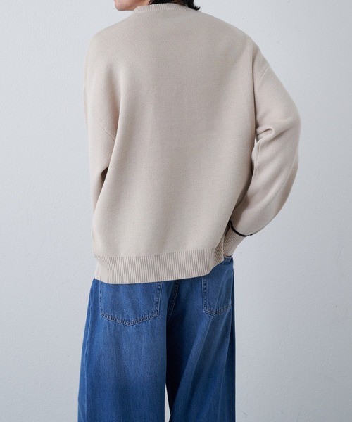 COLONY 2139（コロニートゥーワンスリーナイン）の「リサイクルポリクルーニット（ニット/セーター・メンズ・グレイッシュベージュ/アイボリー/バイオレット/ブラック/ブルー・LARGE/MEDIUM）」の8枚目の写真