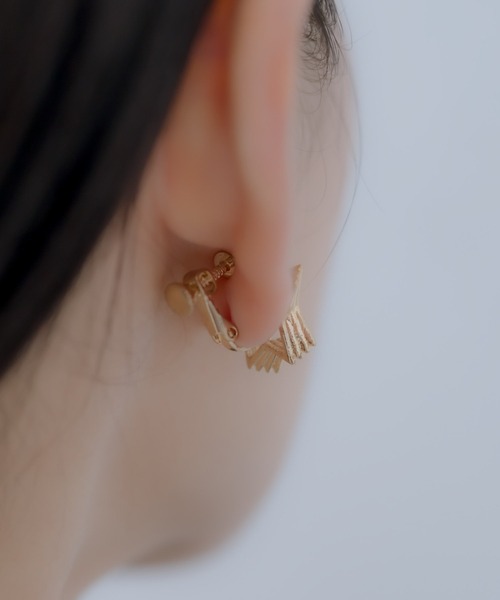 ear PAPILLONNER(イアパピヨネ)の「《WEB限定》スターフラッシュイヤリング(イヤリング・レディース・ゴールド/シルバー・FREE)」の9枚目の写真
