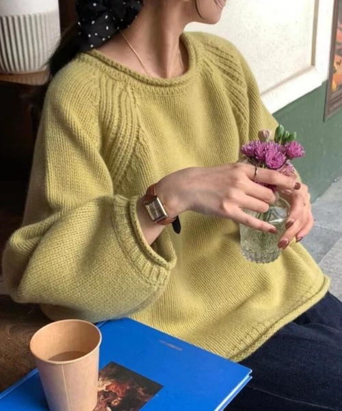MAISON DE THERESE(メゾン ド テレーズ)の「ビッグシルエット クルーネックニットトップス/セーター(ニット/セーター・レディース・オレンジ/パープル/レッド/カーキ/ブルー/ローズ/アイボリー・FREE)」の4枚目の写真