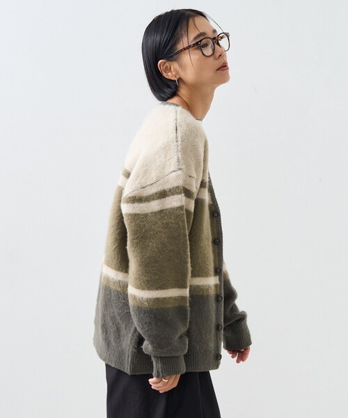 FREAK'S STORE(フリークスストア)の「TOWN CRAFT × FREAK'S STORE/タウンクラフト 別注 ボーダー ニットカーディガン(カーディガン/ボレロ・レディース・ブルー/オリーブ/マスタード・フリ-)」の17枚目の写真