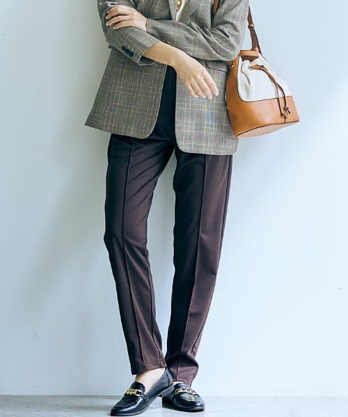 slattgir(スラットジール)の「高身長 ピンタックカットストレートパンツ(セットアップ対応)(トールサイズ)(スラックス・レディース・ライトベージュ/ブラック/ブラウン・M/L/LL/3L/4L/5L)」の1枚目の写真