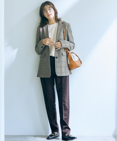 slattgir(スラットジール)の「高身長 ピンタックカットストレートパンツ(セットアップ対応)(トールサイズ)(スラックス・レディース・ライトベージュ/ブラック/ブラウン・M/L/LL/3L/4L/5L)」の7枚目の写真
