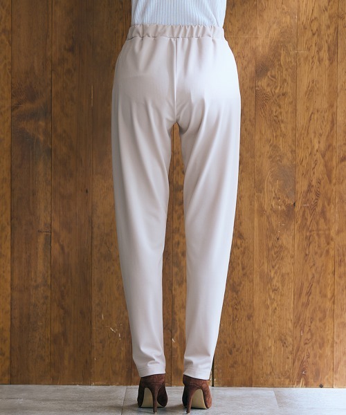 slattgir(スラットジール)の「高身長 ピンタックカットストレートパンツ(セットアップ対応)(トールサイズ)(スラックス・レディース・ライトベージュ/ブラック/ブラウン・M/L/LL/3L/4L/5L)」の22枚目の写真