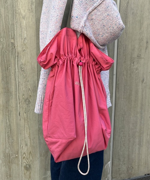 ELLEgirl（エルガール）の「畳めるビックトートバッグ【ELLEgirl/エル ガール】（トートバッグ・レディース・オレンジ/ピンク/ブルー・FREE）」の4枚目の写真